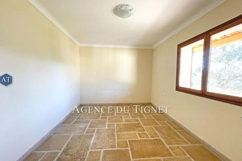 Appartement - 142 m² - 6 pièces