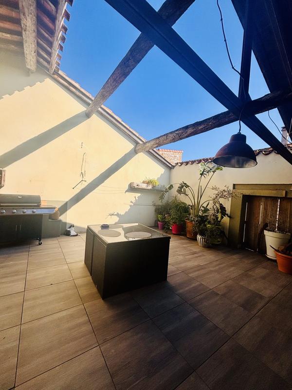 Maison - 184 m² - 6 pièces