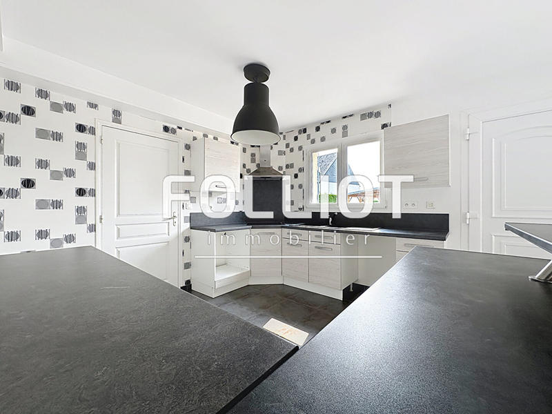 Maison - 104 m² - 5 pièces