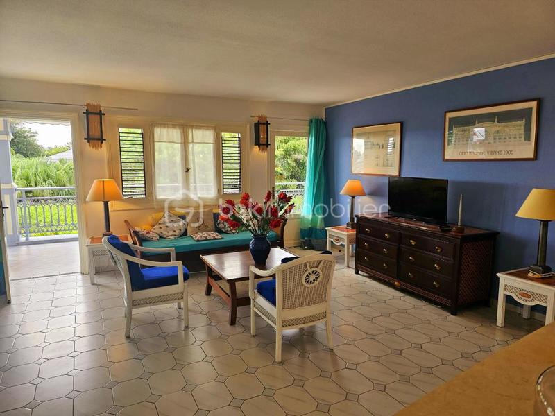 Appartement - 82 m² - 3 pièces