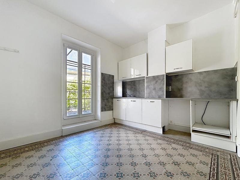 Appartement - 77 m² - 3 pièces