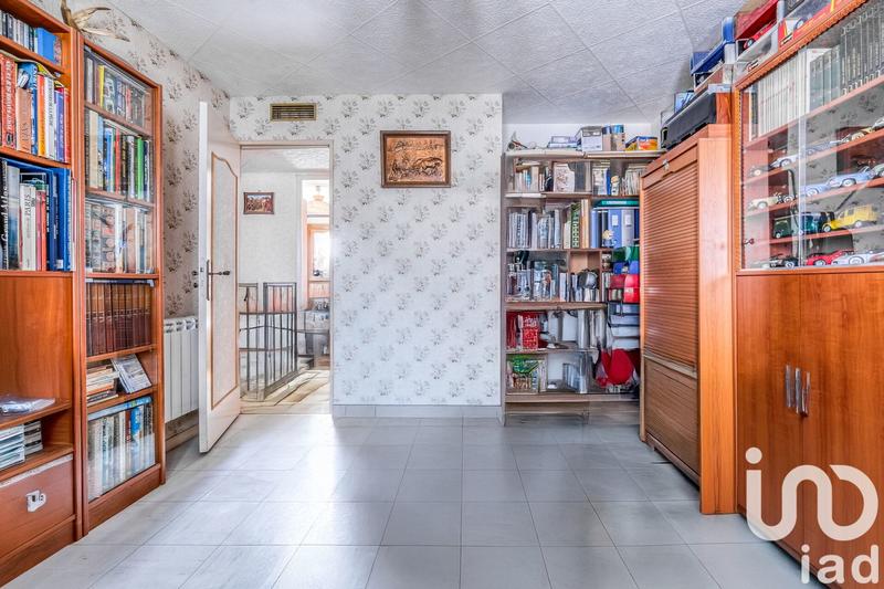 Maison - 94 m² - 5 pièces