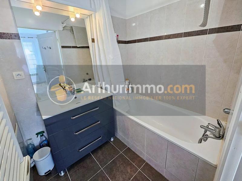 Appartement - 48 m² - 2 pièces