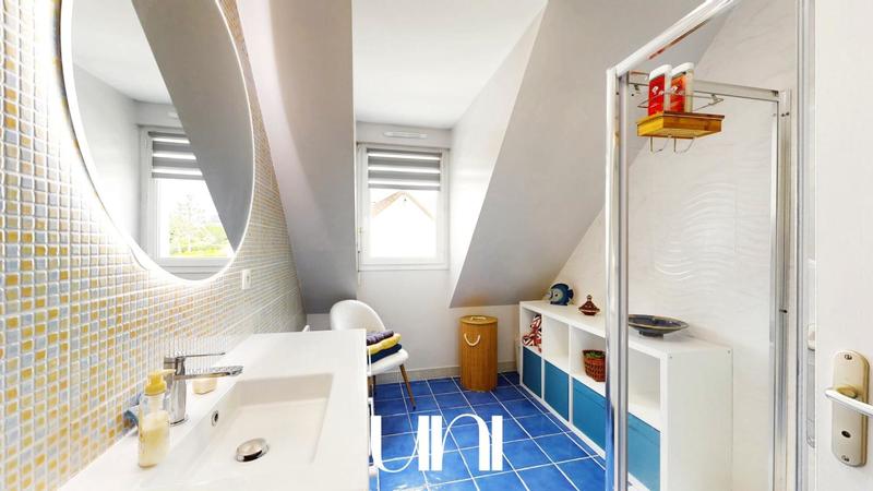 Maison - 190 m² - 5 pièces