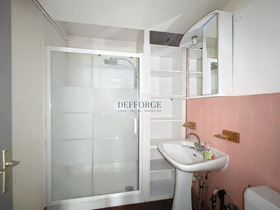 Appartement - 57 m² - 2 pièces