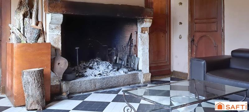 Maison - 203 m² - 7 pièces