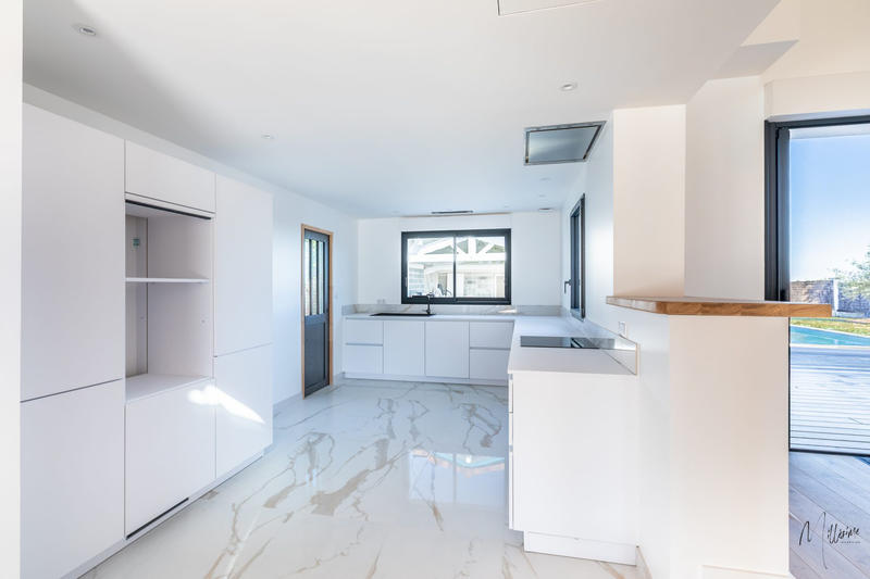 Maison - 165 m² - 6 pièces