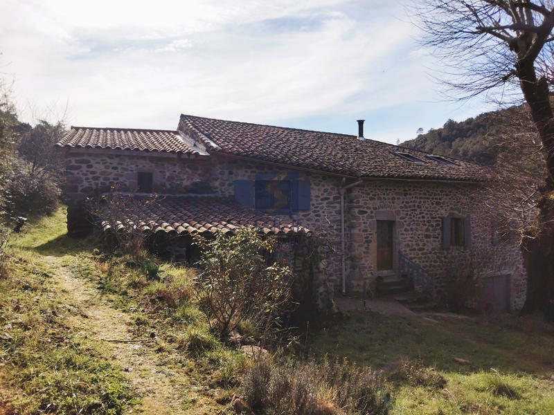 Propriété - 165 m² - 6 pièces