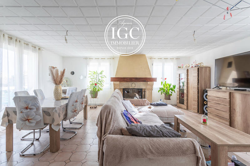 Maison - 200 m² - 4 pièces