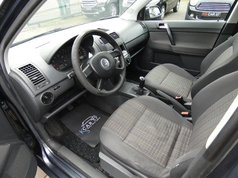Volkswagen Polo 1.4 16s 75 Confort