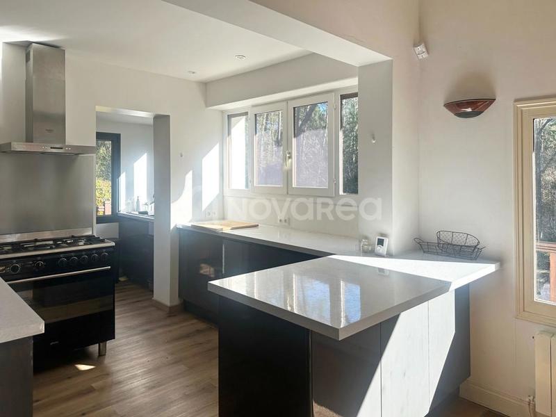 Villa - 200 m² - 8 pièces