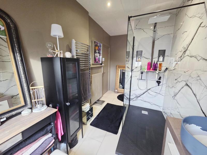 Maison - 150 m² - 7 pièces