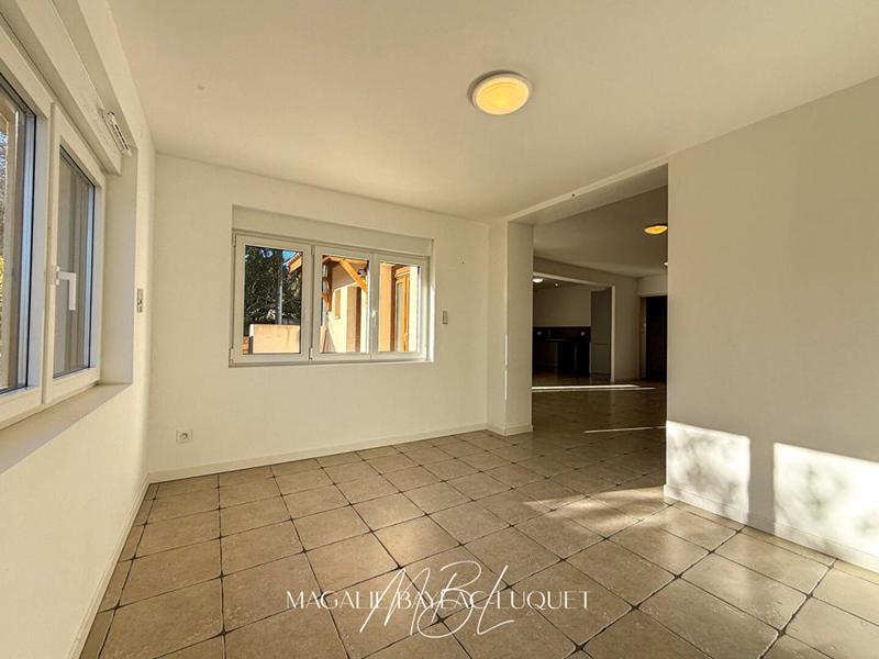 Maison - 127 m² - 4 pièces