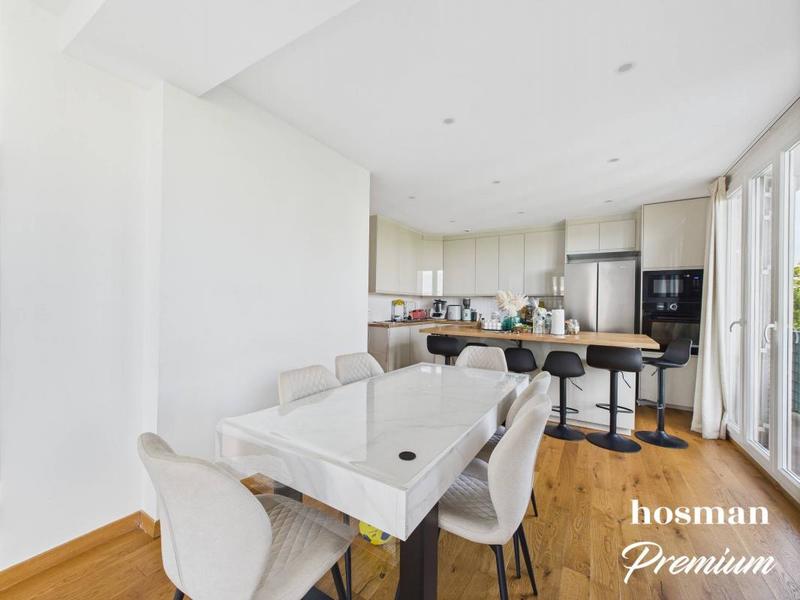 Appartement - 121 m² - 6 pièces