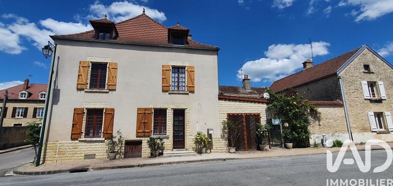 Maison de village - 183 m² - 7 pièces