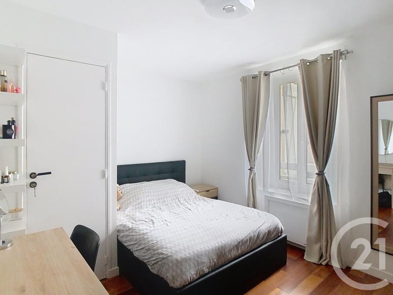 Appartement - 106 m² - 5 pièces