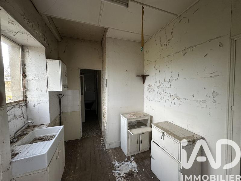 Maison - 219 m² - 8 pièces