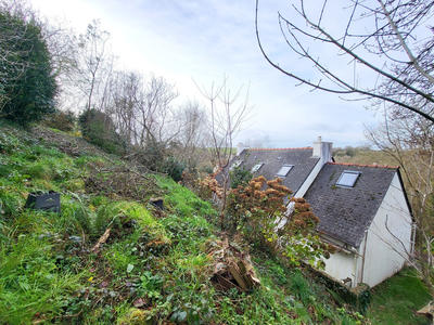 Maison - 93 m² - 5 pièces