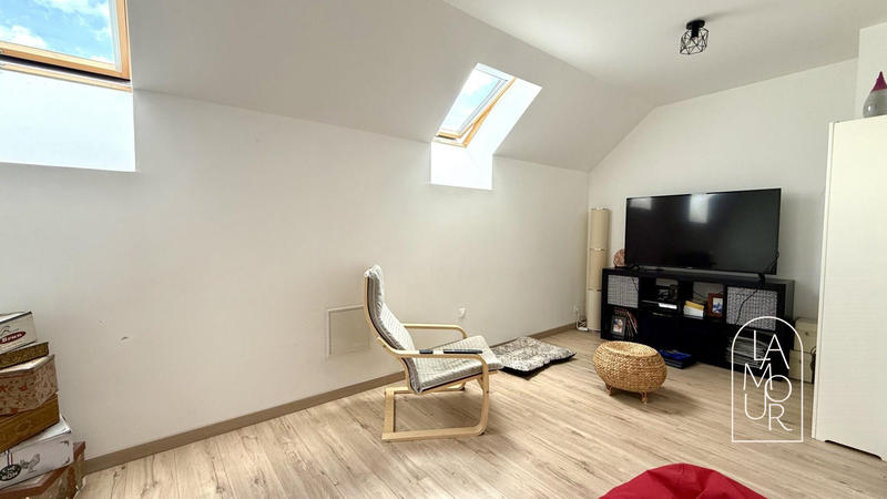 Maison traditionnelle - 152 m² - 5 pièces