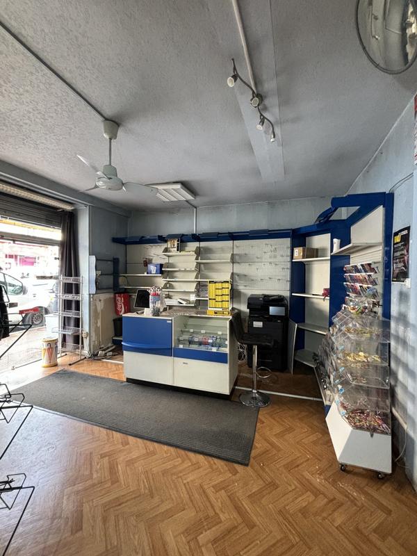 Local commercial - 35 m² - 3 pièces