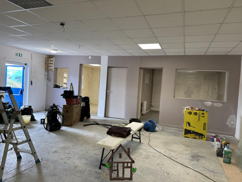 Local commercial - 230 m²