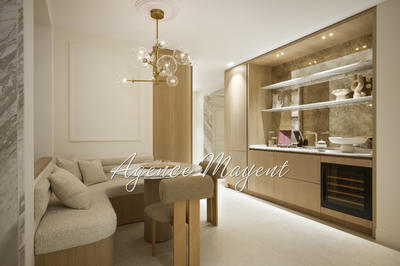 Appartement - 130 m² - 4 pièces