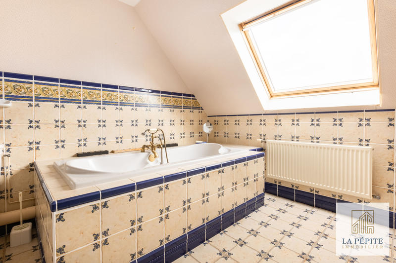 Maison - 156 m² - 6 pièces