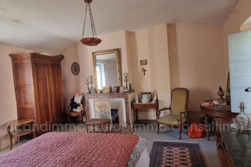 Maison - 142 m² - 7 pièces