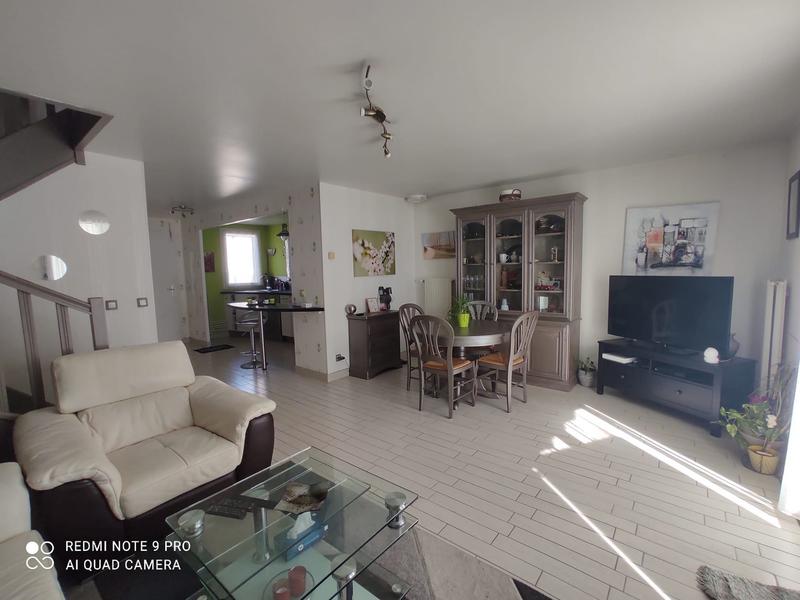 Maison traditionnelle - 80 m² - 4 pièces