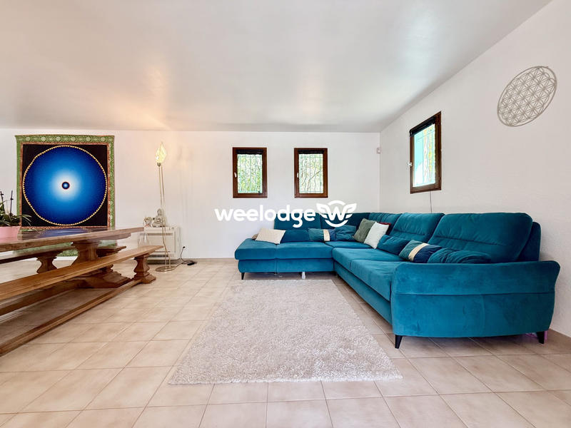 Maison - 187 m² - 6 pièces