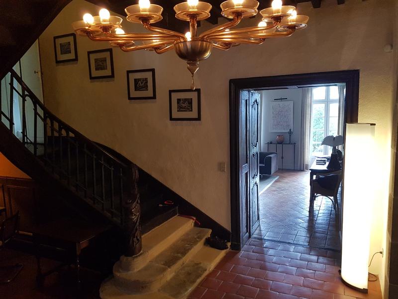 Maison - 330 m² - 7 pièces