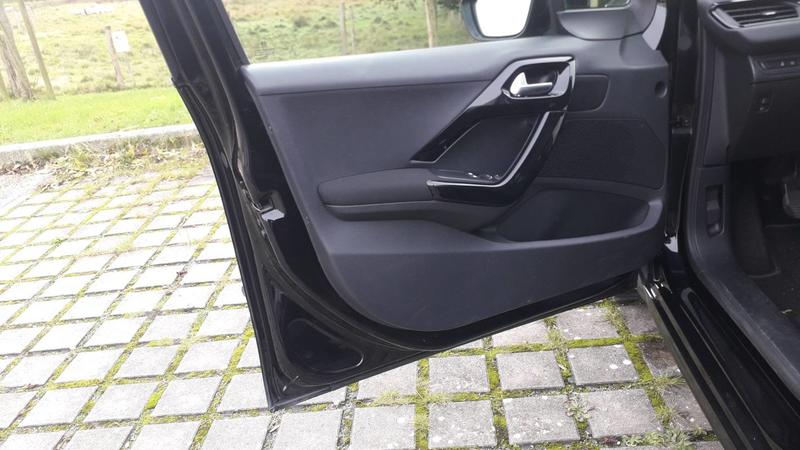 Peugeot 208 1.6 Blue HDi 100 Active - 5 places