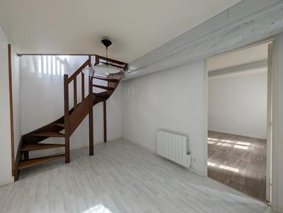 Duplex - 97 m² - 5 pièces