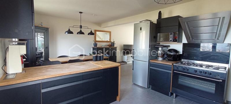 Maison - 120 m² - 5 pièces