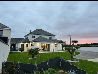 Maison - 156 m² - 6 pièces