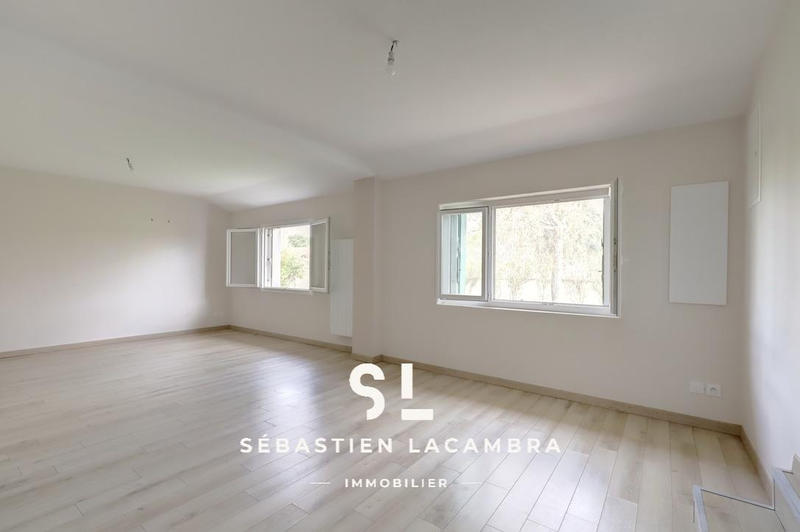 Maison - 160 m² - 6 pièces