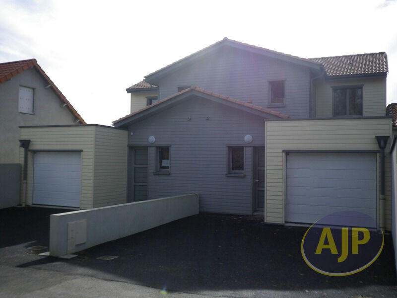 Maison - 101 m² - 4 pièces