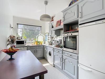 Appartement - 75 m² - 3 pièces