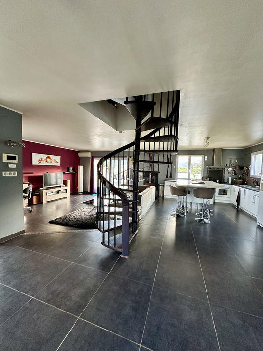 Villa - 155 m² - 5 pièces