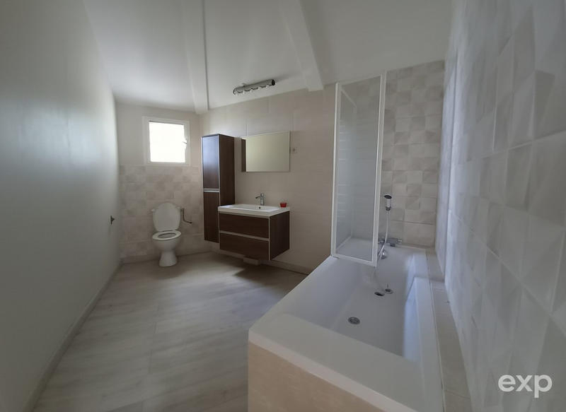 Villa - 181 m² - 4 pièces