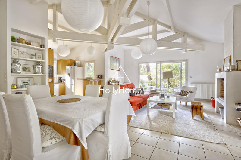 Maison - 125 m² - 5 pièces