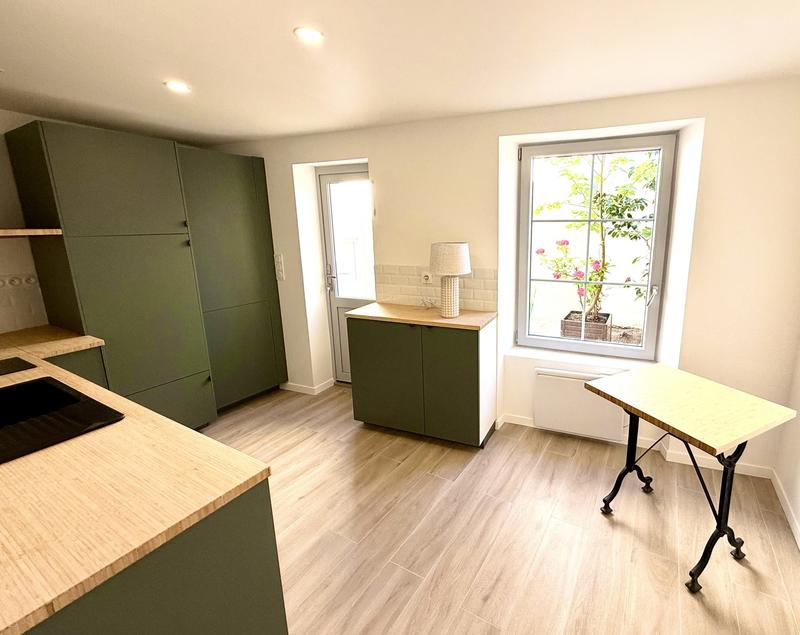 Maison - 94 m² - 4 pièces