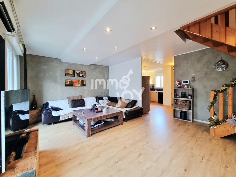 Maison - 83 m² - 4 pièces
