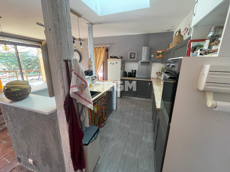 Maison - 161 m² - 6 pièces