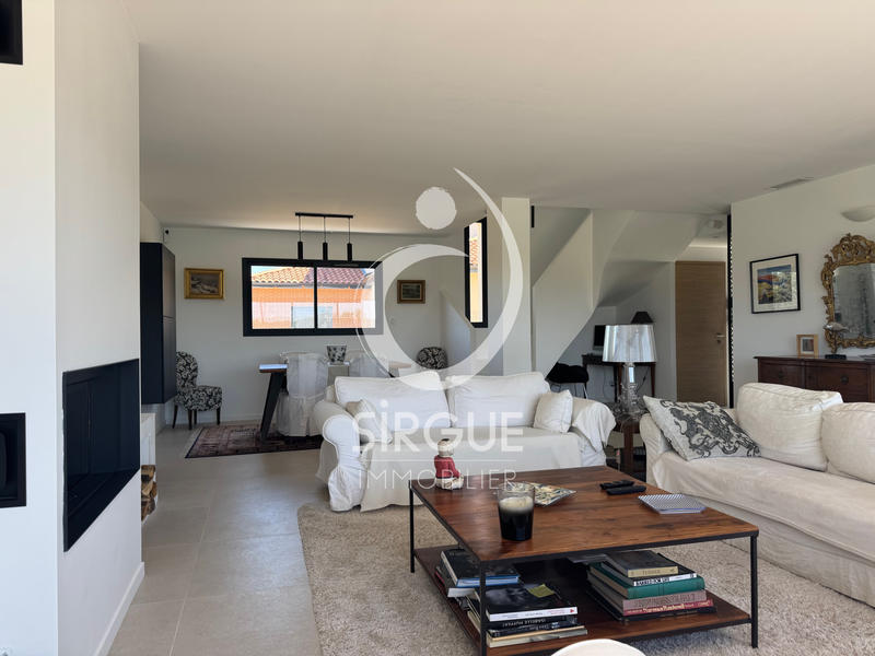 Villa - 167 m² - 5 pièces