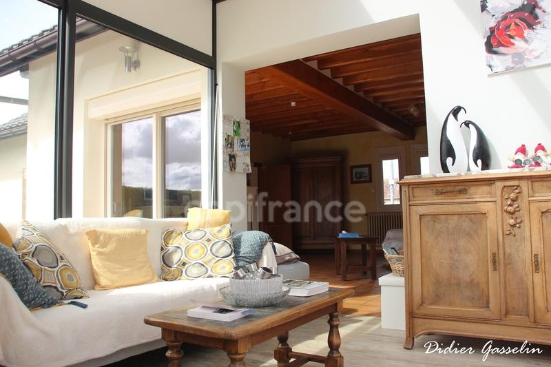 Maison - 158 m² - 5 pièces