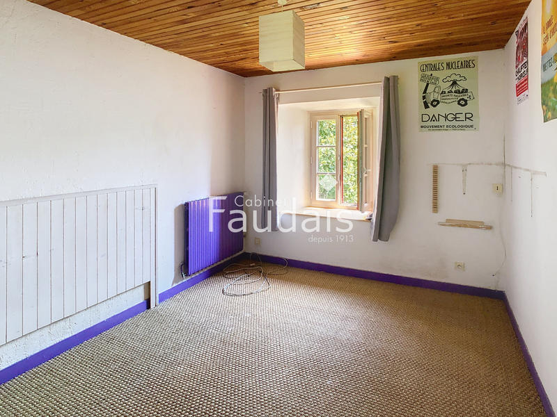 Maison - 174 m² - 9 pièces