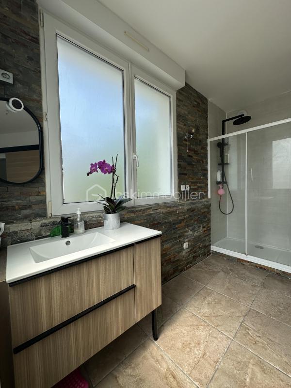 Maison - 137 m² - 6 pièces