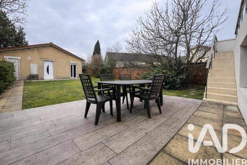 Maison - 180 m² - 6 pièces