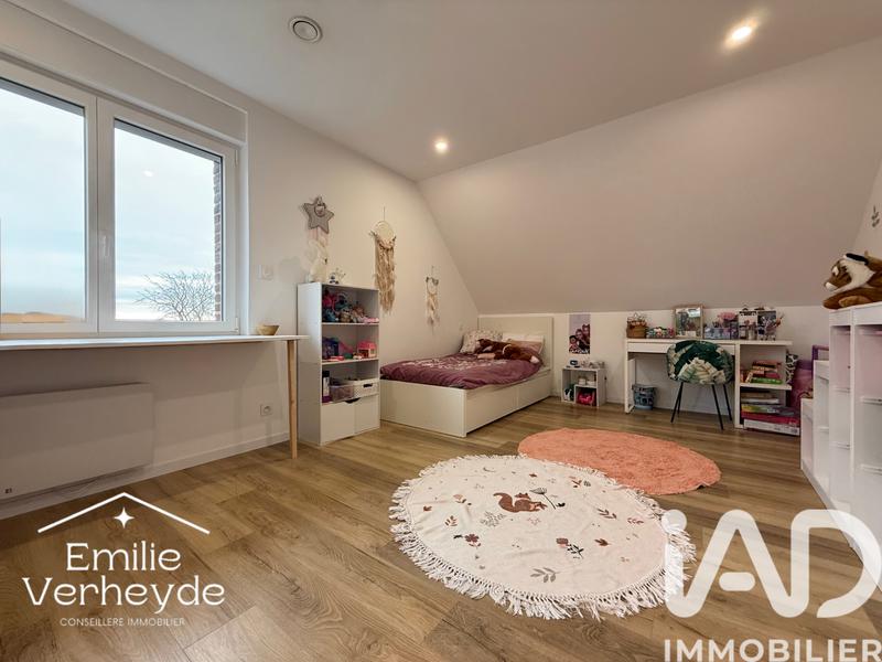 Maison - 163 m² - 8 pièces